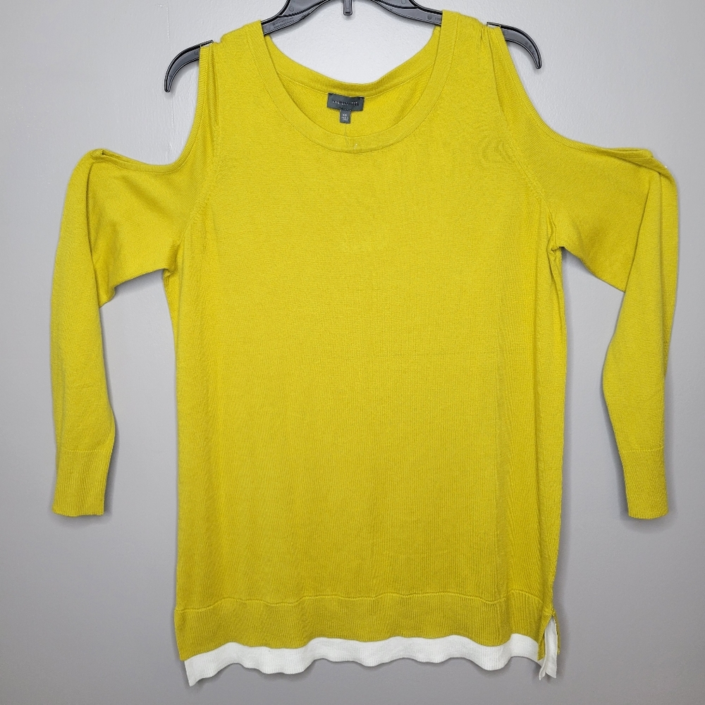 The Limited Lime Cold Shoulder Tunic Size XXL